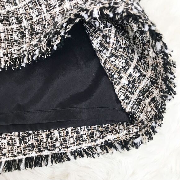 New CALVIN KLEIN Metallic Boucle Tweed Pencil Skirt Knee Length Neutral Size 20W - Picture 7 of 9